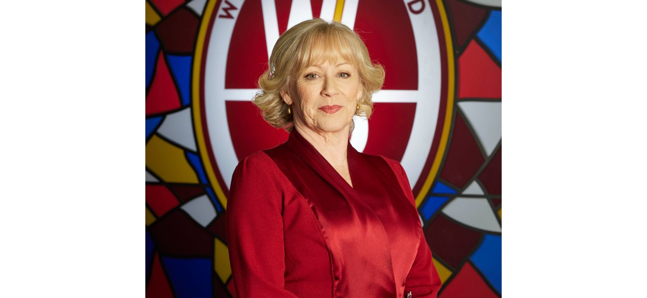 BBC releases photo of famous EastEnders character coming back to TV in a major role.