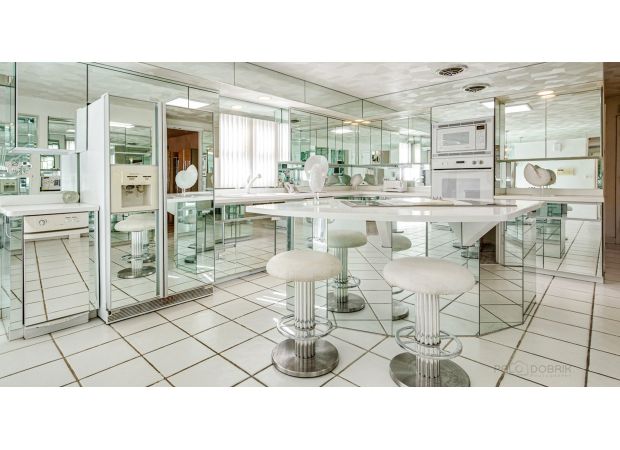 A house worth £900,000 has an extravagant interior that has people convinced it belongs to a wealthy and sexually active couple.