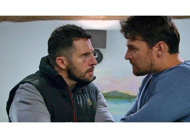 Ross Barton creates new foe in Emmerdale.