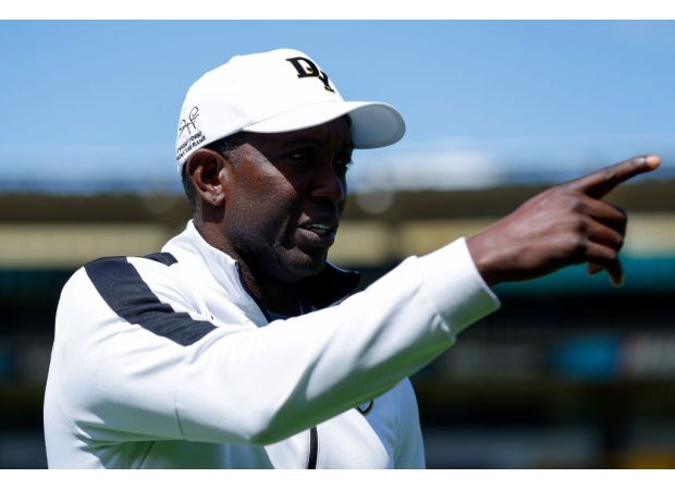 Ex-Arsenal manager ideal for Manchester United, according to Dwight Yorke.