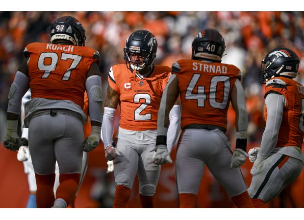 Broncos defense steps up in second half: 