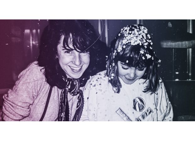 Mother and child separated for 4 years due to a misunderstanding.