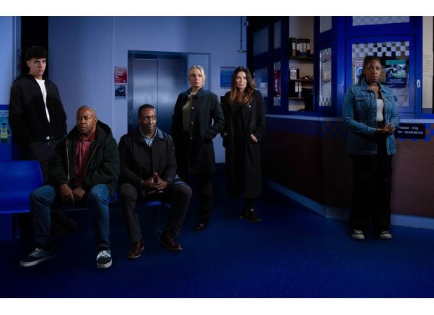 Famous TV star revealed as prime suspect in shocking murder case on Coronation Street.