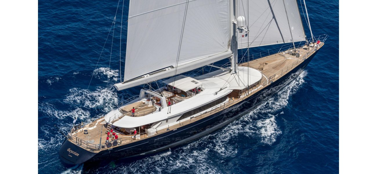 The design of a £30 million superyacht may have caused its sinking.