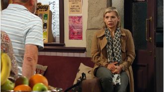 Who is the biological mother of Carl Holliday, the son of Jimmy and Nicola, in the soap opera Emmerdale?
