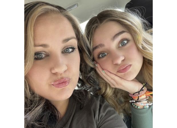 Teen is struggling with kidney failure due to consuming US McDonald's Quarter Pounders.