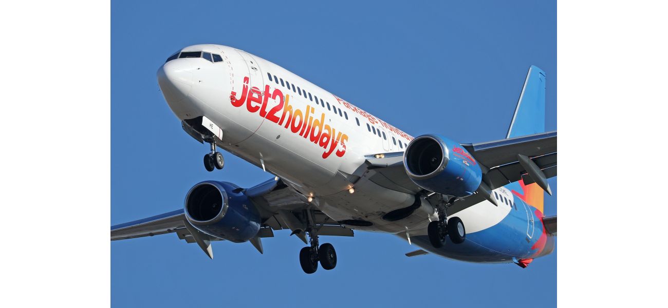 An airplane was forced to return when passengers became sick from a strong smell resembling burning.