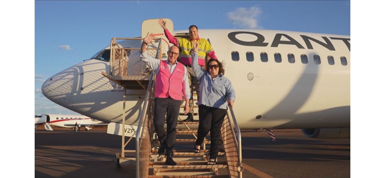 Dutton requested Rinehart's company about private jet for event.