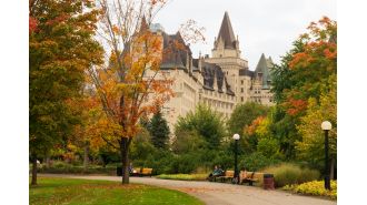Scared of ghosts, stayed in Ottawa's most haunted hotel.
