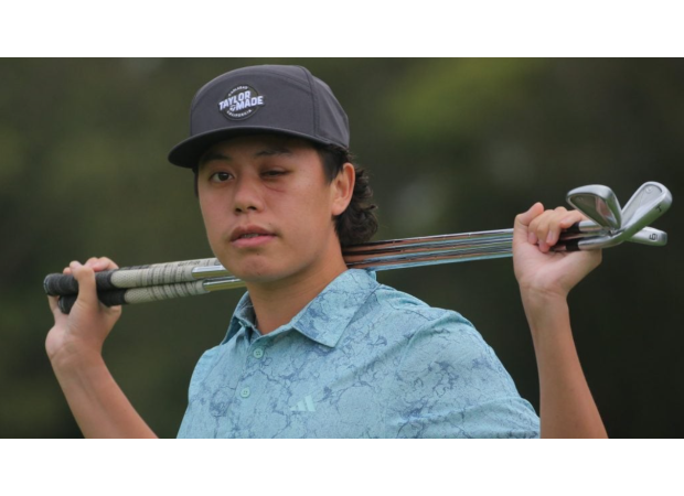 Young golfer committed to pursuing career despite losing vision in one eye due to unexpected accident.