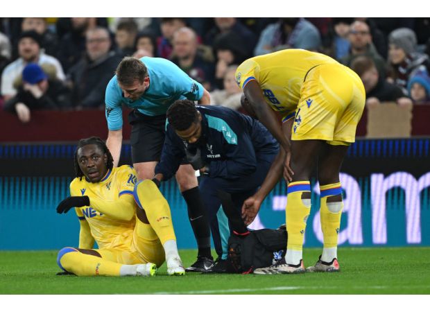 Eze and Wharton injured for Crystal Palace.