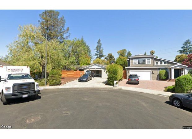 A three-bedroom home in Los Gatos sold for $1.9 million.