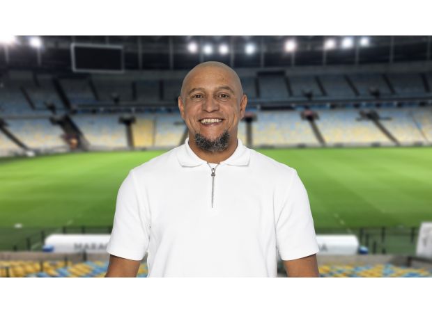Lounges.tv is holding a competition with soccer star Roberto Carlos as a spokesperson.