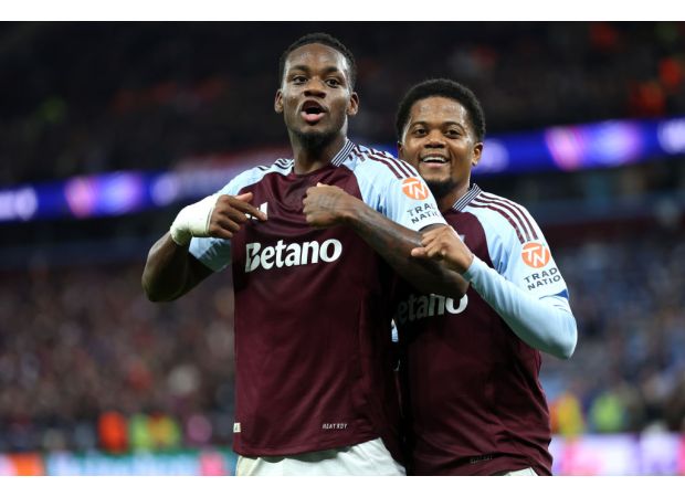 Aston Villa's Jhon Duran warns Arsenal about potential £75m transfer bid.