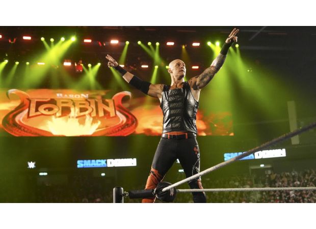 Ex-WWE champs unexpectedly let go right before SmackDown.