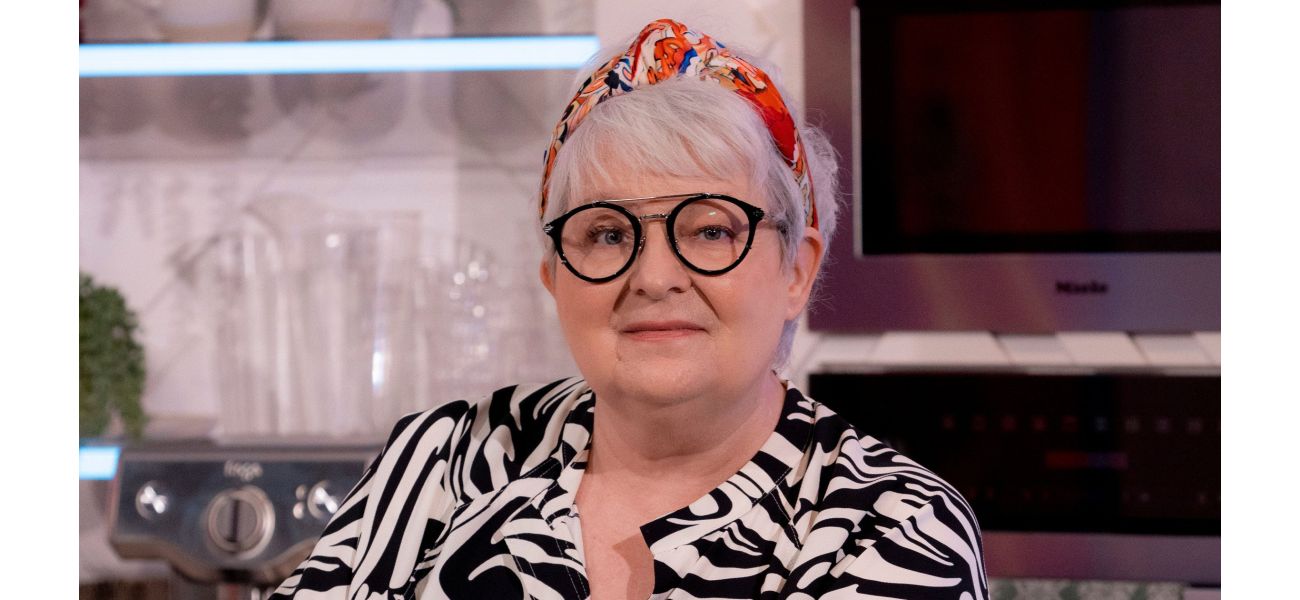 Scottish comedian Janey Godley, who gained popularity online, passes away at the age of 63.