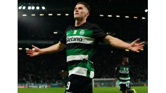 Viktor Gyokeres addresses speculation of him moving to Manchester United with Ruben Amorim.