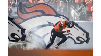 Renck wonders who the Broncos are eating all the Uncrustables with their strategy.