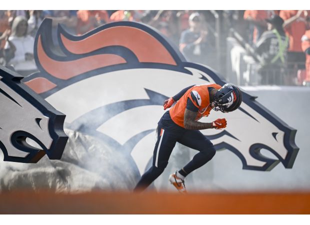 Renck wonders who the Broncos are eating all the Uncrustables with their strategy.