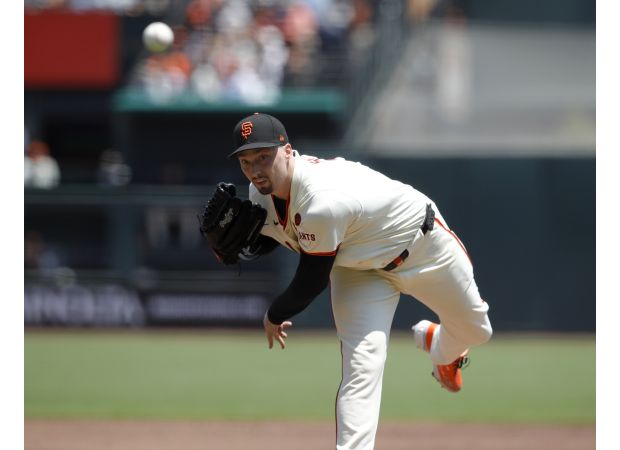 Snell will not continue with SF Giants for second year and will become a free agent once more.