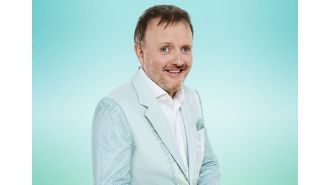 A popular celebrity joining the show could lead to comedian Chris McCausland winning Strictly.
