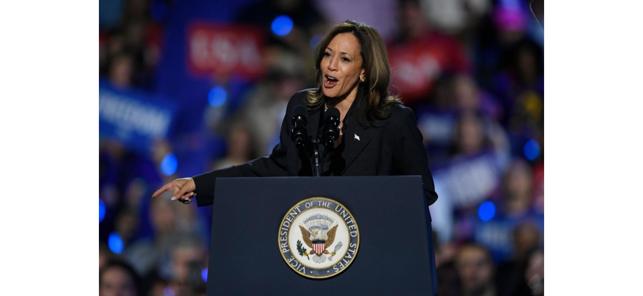 Harris makes surprise trip to NYC during last days of campaign.