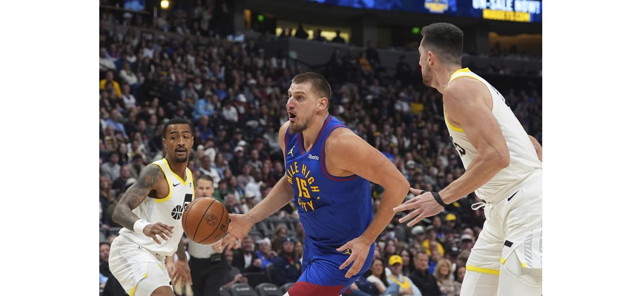 Jokic's hot third quarter helps Nuggets secure first home win against Jazz this season.