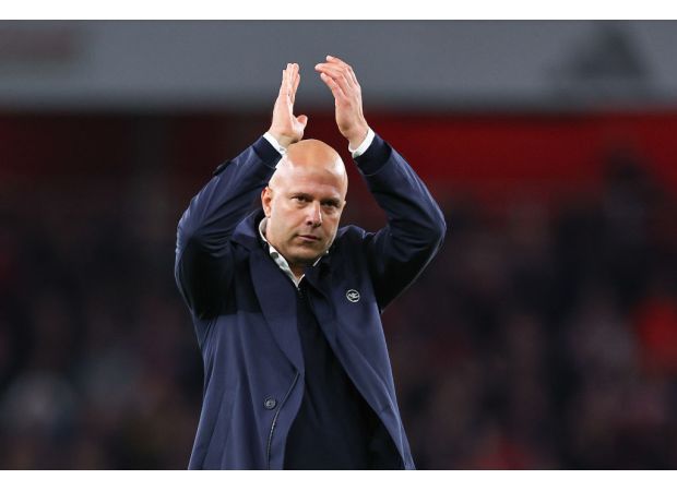 Liverpool's Arne Slot praises player's impressive performance in victorious comeback.