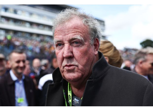 Jeremy Clarkson is angry about the Budget and criticizes the government for not supporting struggling farmers.
