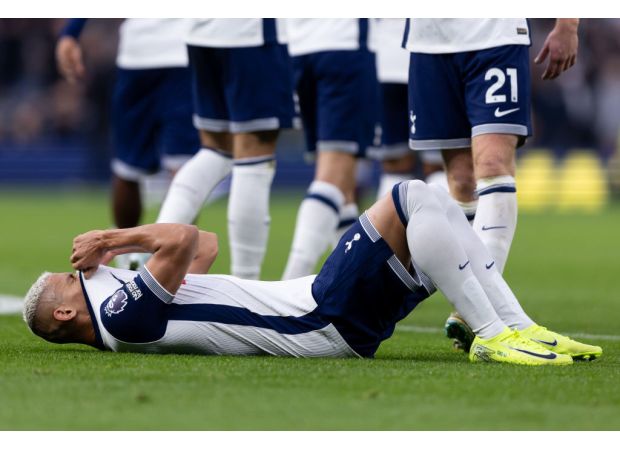 Updates on the injuries of Richarlison and Cristian Romero following Tottenham's victory over Aston Villa.