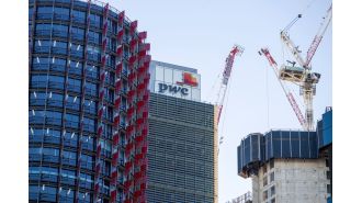 Police investigate tax scandal at PwC's Sydney office.