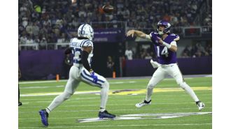 Darnold leads Vikings to a 21-13 victory over Colts with 3 TD throws against Flacco.