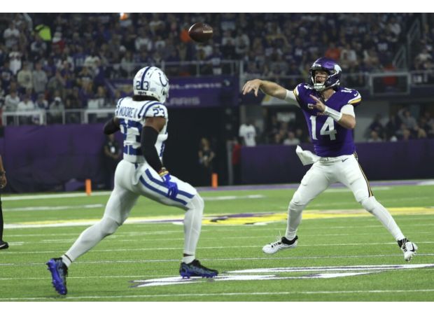 Darnold leads Vikings to a 21-13 victory over Colts with 3 TD throws against Flacco.