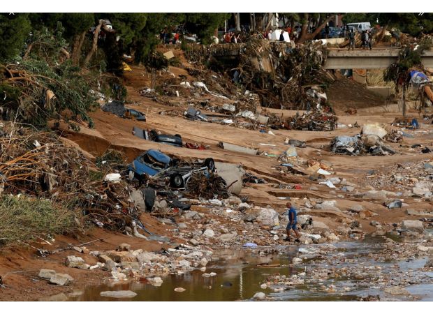 UK couple dies after getting lost in Spain floodwaters.