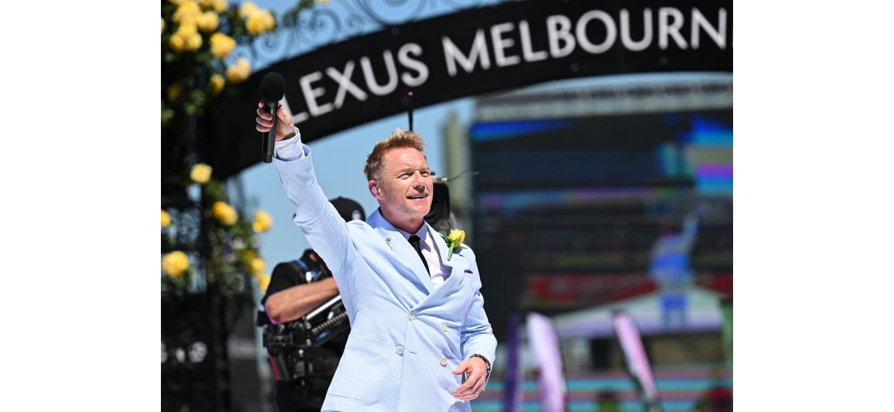 Trolls unfairly criticize Ronan Keating's amazing rendition of 90s hit.