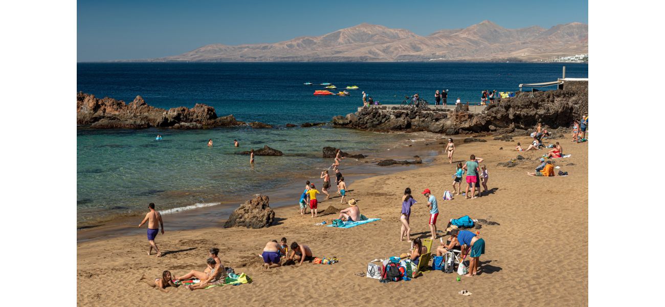 A 34-year-old British man was discovered deceased on a Lanzarote beach.