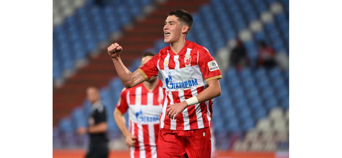 Serbian soccer star claims he is superior to opponent Lamine Yamal before match against Barcelona.