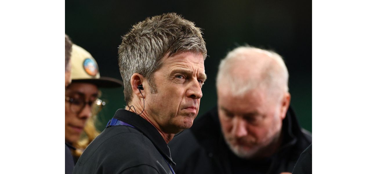 Man Utd supporters tease Noel Gallagher for struggling during his commentary job for rival team Man City.