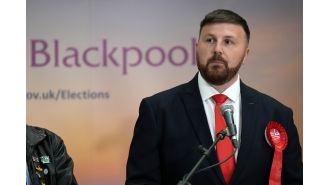 MP robbed by masked group of phone thieves in brutal assault.