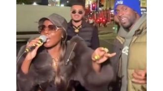 Street performer unrecognizable as 2000s singer with popular garage track.