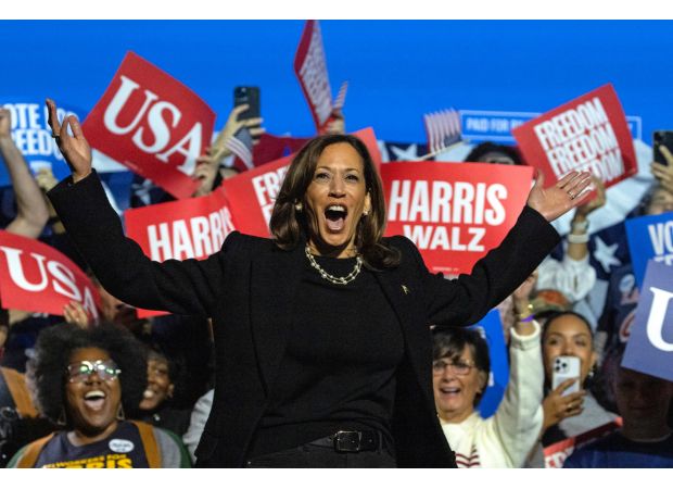 Could endorsements from famous individuals have an effect on the outcome of the US election for Kamala Harris?