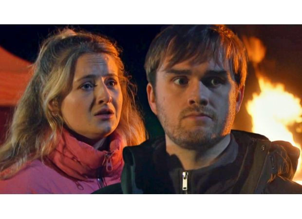 Tom King's descent into chaos reveals his true self to Amelia on Emmerdale.