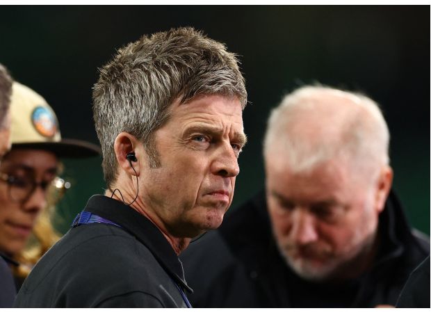 Man Utd supporters tease Noel Gallagher for struggling during his commentary job for rival team Man City.