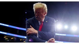 Bookmakers decrease chances of Donald Trump winning the US election.