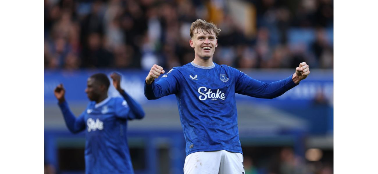 Manchester United's new formation under Ruben Amorim could include a player from Everton as a target.