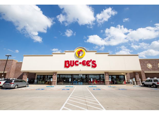 Popular Texas convenience store Buc-ee's may open another location on I-25 in Colorado.