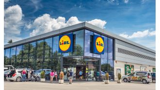 Lidl customers can get £100 worth of free items in the upcoming weeks.