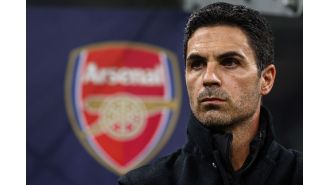 An Arsenal player expresses dissatisfaction and desires more playing time with coach Mikel Arteta.