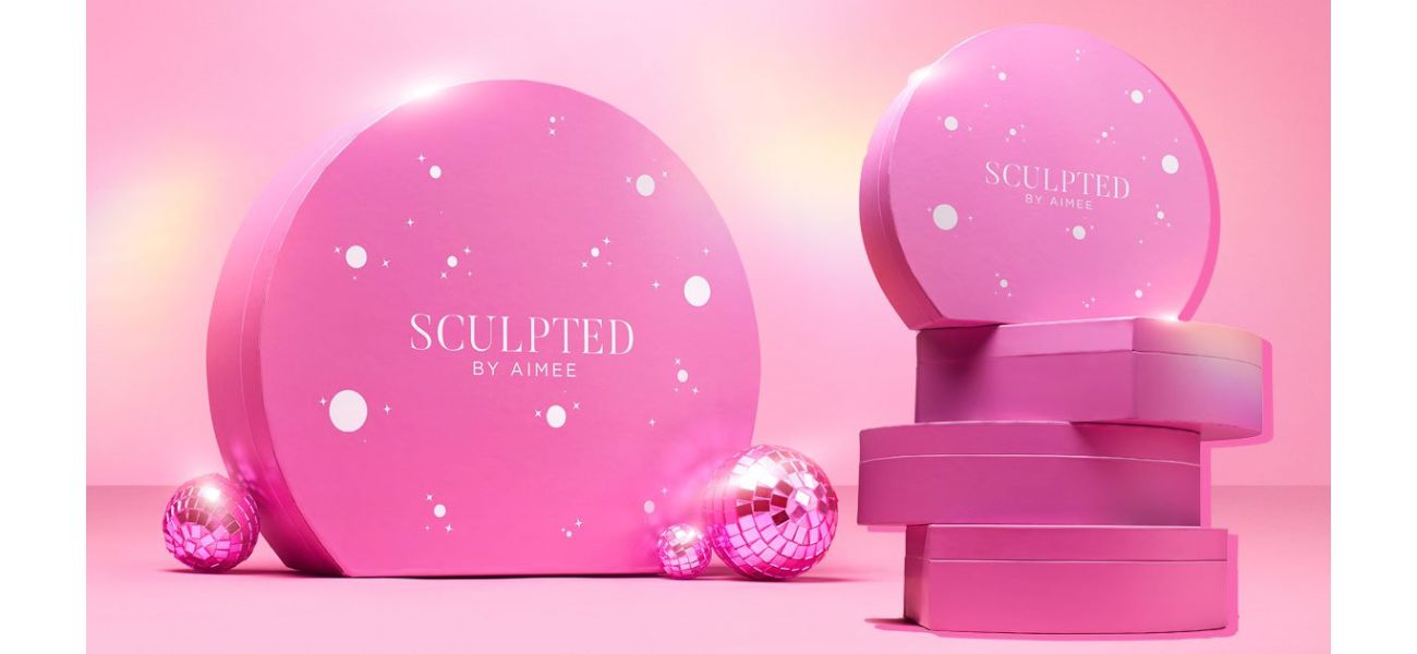 Get 40% off Aimee's Surprise Beauty Box, available for a limited time with exclusive products.