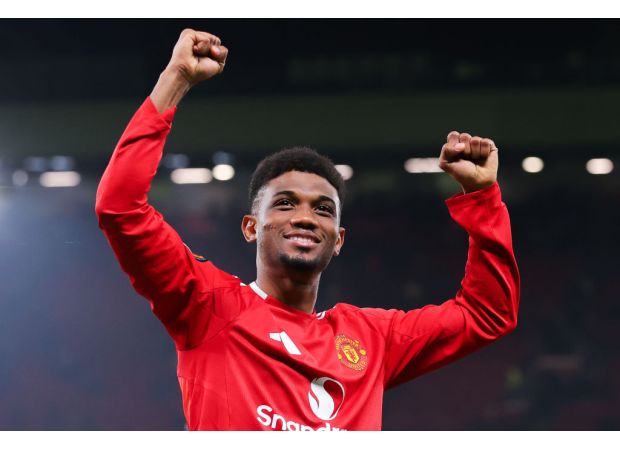 Van Nistelrooy gives update on Diallo's injury after Man Utd victory.